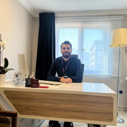 Uzm. Dr. Oğuzhan Tüzün