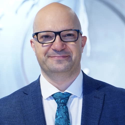 Doç. Dr. Ömer Bayrak Profil Fotoğrafı