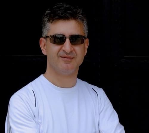 Op. Dr. Orhan Yurtsever Profil Fotoğrafı