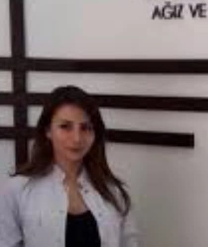 Dt. Emel Koç Profil Fotoğrafı