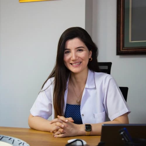 Dt. Pakize Ceyran Profil Fotoğrafı