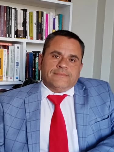 Uzm. Psk. Adem Güneşdoğdu Profil Fotoğrafı