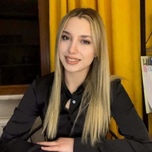 Psk. Defne Aktaş Profil Fotoğrafı