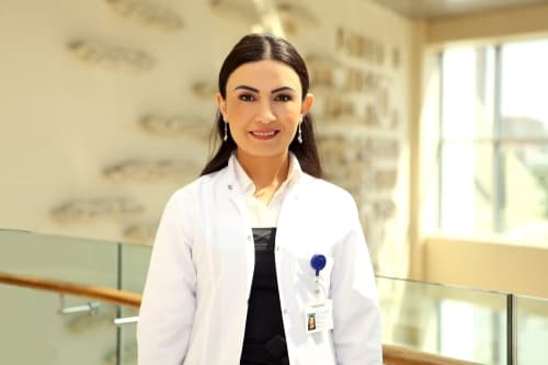 Dr. Öğr. Üyesi R. Ada Bender Önal Profil Fotoğrafı