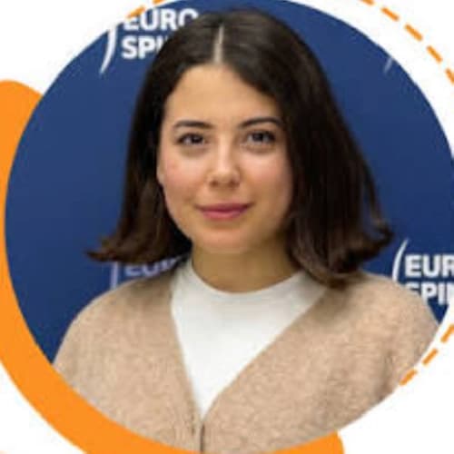 Dr. Fzt. Merve Karatel Yamak