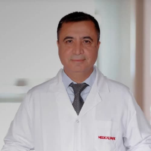 Uzm. Dr. Rüstem Üçel Profil Fotoğrafı