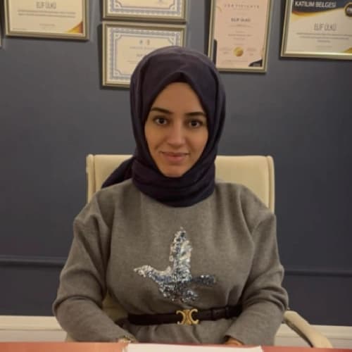 Klinik Psikolog Elif Ülkü Profil Fotoğrafı