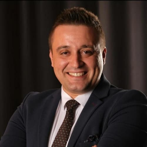Uzm. Dr. Kürşat Şeviker Profil Fotoğrafı