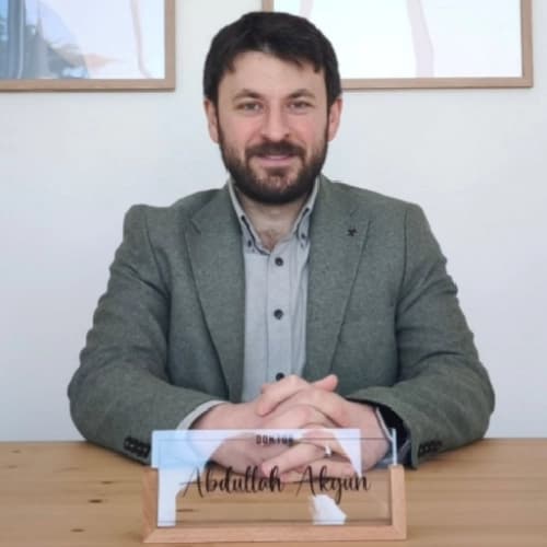 Dr. Abdullah Akgün