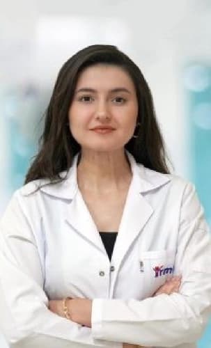 Klinik Psikolog Kübra Törin Profil Fotoğrafı