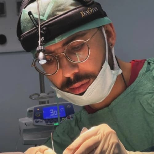 Op. Dr. Emrah Köksal Profil Fotoğrafı
