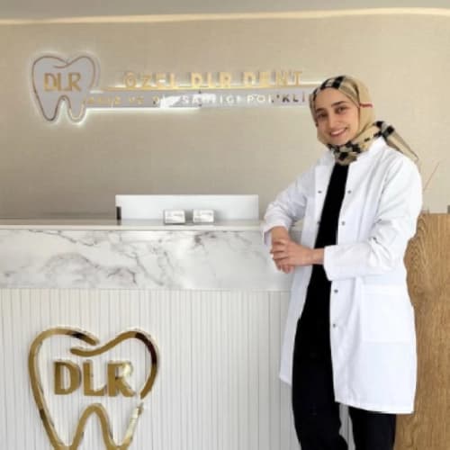 Dt. Nur Dilara Yavaş Profil Fotoğrafı