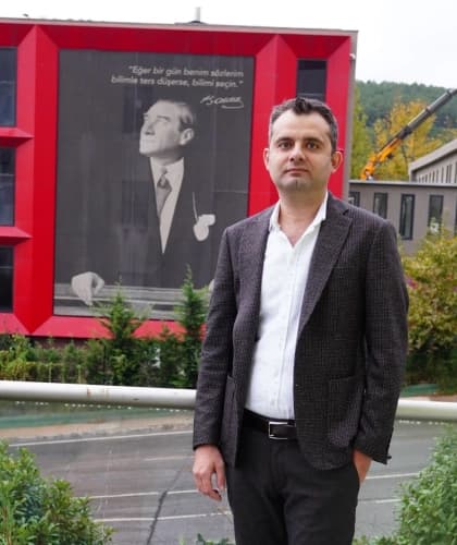 Doç. Dr. Özgür Erdoğan Profil Fotoğrafı