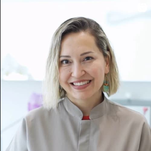 Dr. Dt. Melike Önel Profil Fotoğrafı