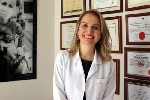 Op. Dr. Bahar Çağlar Profil Fotoğrafı