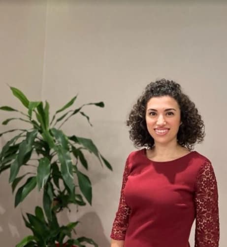 Uzm. Dyt. Özge Karaarslan Profil Fotoğrafı