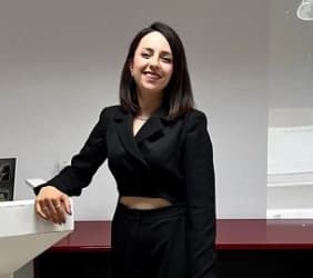 Dt. Merve Uslu