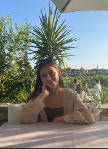 Fzt. Merve Konuksever Akgünlü Profil Fotoğrafı