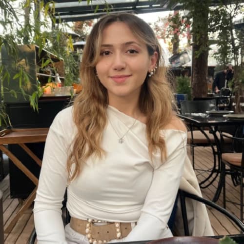 Dyt. Elif Tüfekçi Profil Fotoğrafı