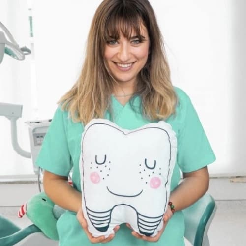 Dr. Dt. Ece Turan Profil Fotoğrafı