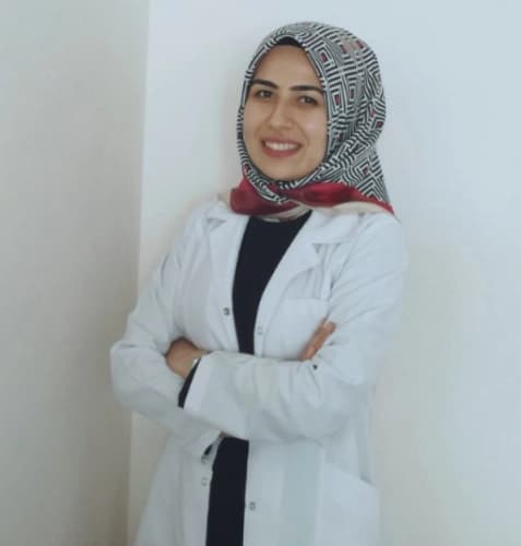 Dyt. Esra Göztaşı