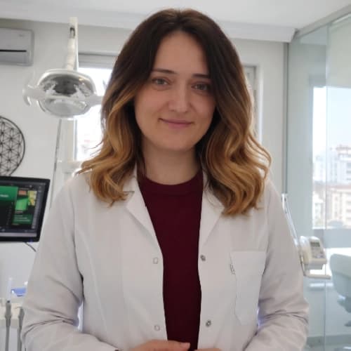 Dt. Derya Üstünel