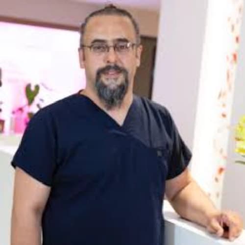 Op. Dr. Erol Karakaş Profil Fotoğrafı