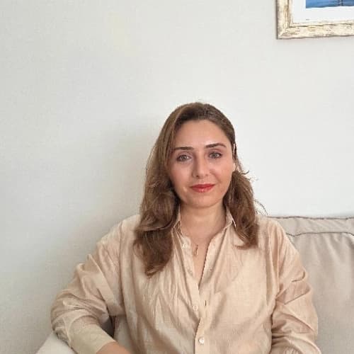 Klinik Psikolog Ela Nur Rüzgar