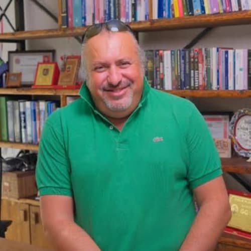 Dr. Levent KARAFAKI
