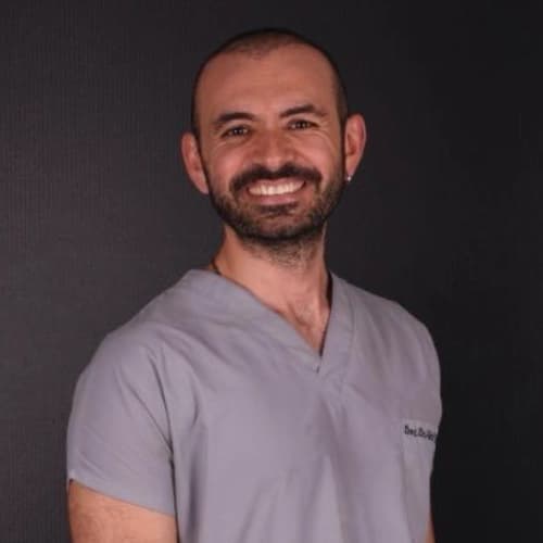 Doç. Dr. Akif Türer