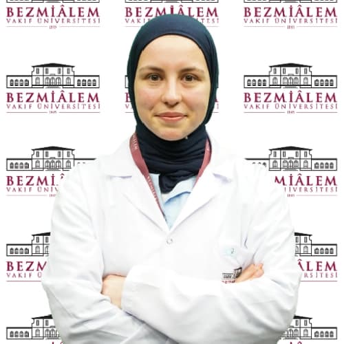 Dr. Azra Badr