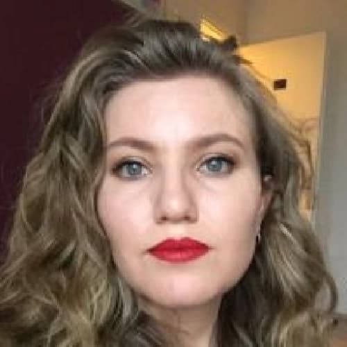 Uzman Dil ve Konuşma Terapisti Emine Karaca Profil Fotoğrafı