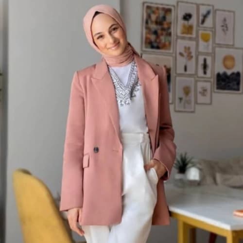 Psk. Özlem Ziyaoğlu