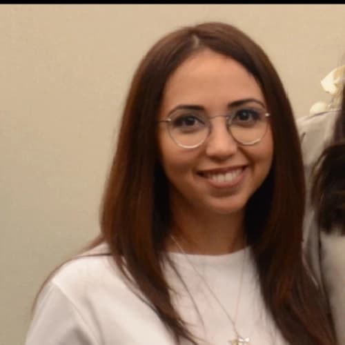 Dr. Dt. Nida Yaman Zeren Profil Fotoğrafı