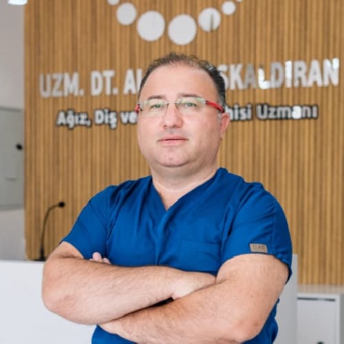 Uzm. Dt. Alper Taşkaldıran Profil Fotoğrafı