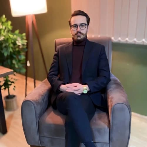 Aile Danışmanı Talha Çelik