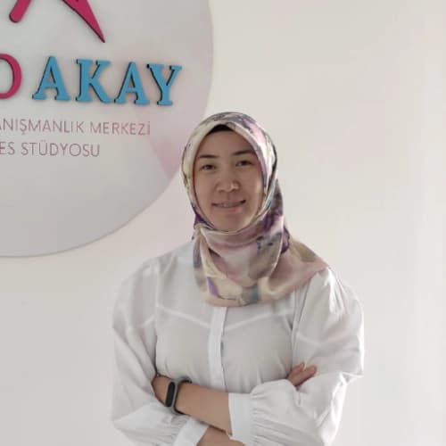Fzt. Gülsüm Akay Profil Fotoğrafı