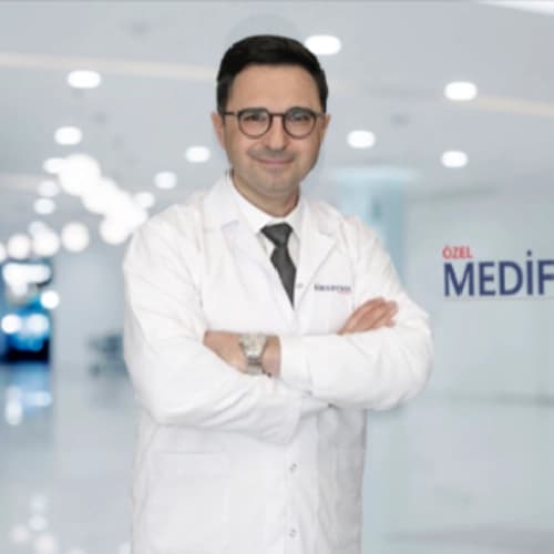 Op. Dr. İlker Gülbaşaran Profil Fotoğrafı