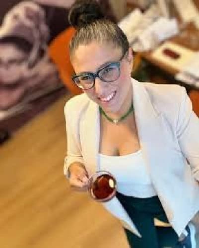 Op. Dr. Özlem Özyılmaz Profil Fotoğrafı