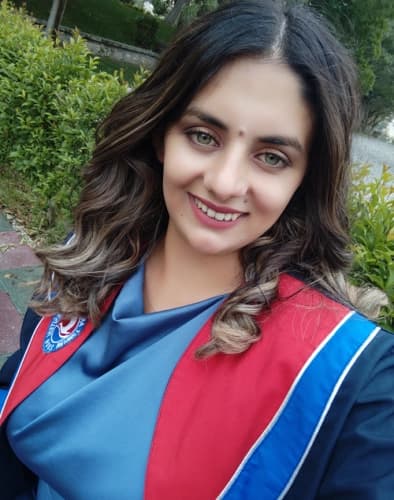 Dyt. Şeyma Eski Profil Fotoğrafı