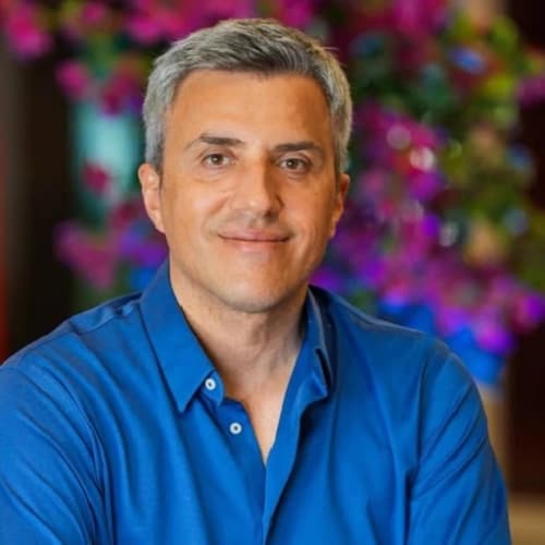 Doç. Dr. Atilla Saraç