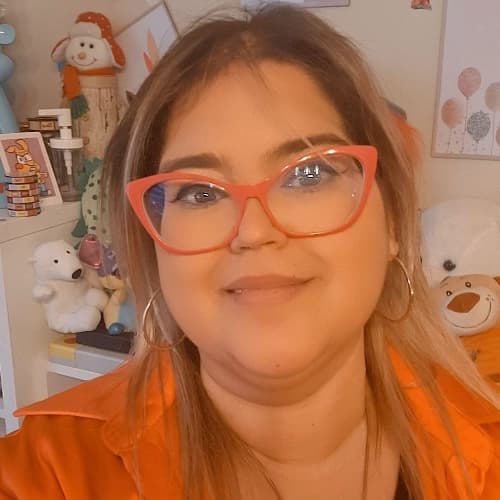 Klinik Psikolog Yağmur Çelik Profil Fotoğrafı