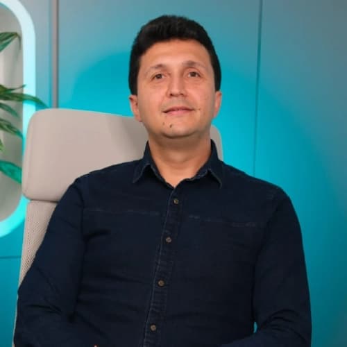 Uzm. Dr. Vusal Najafaliyev