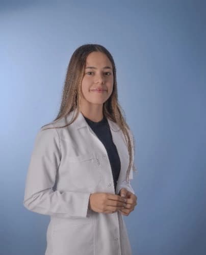 Klinik Psikolog İrem Çanak Profil Fotoğrafı