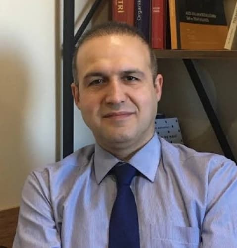 Uzm. Dr. Faruk Alizadegan Profil Fotoğrafı