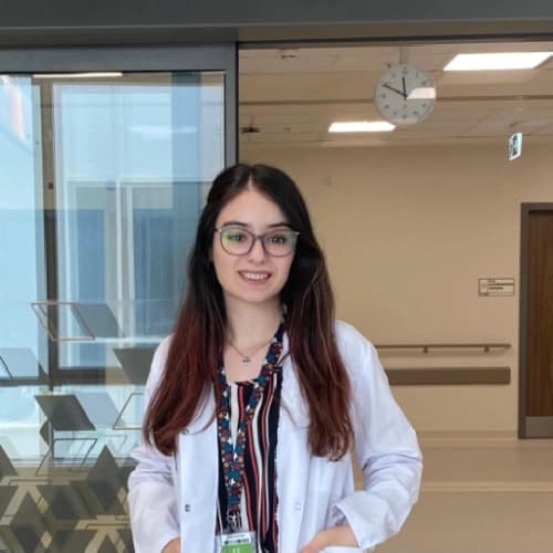 Ergoterapist Yaren Güzelli Profil Fotoğrafı