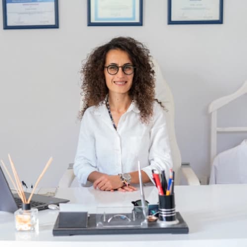 Fzt. Esra Kama