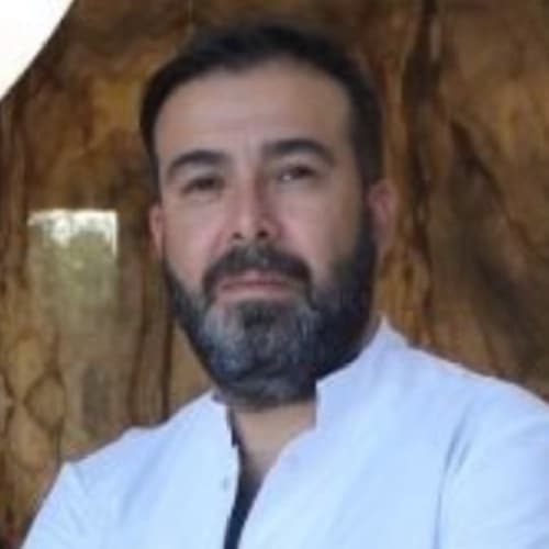 Dt. Uğur Sarı