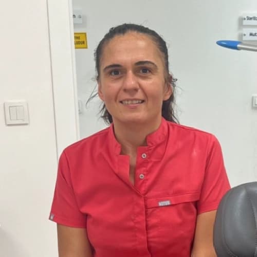 Dt. Sezen İlter Aydoğan Profil Fotoğrafı