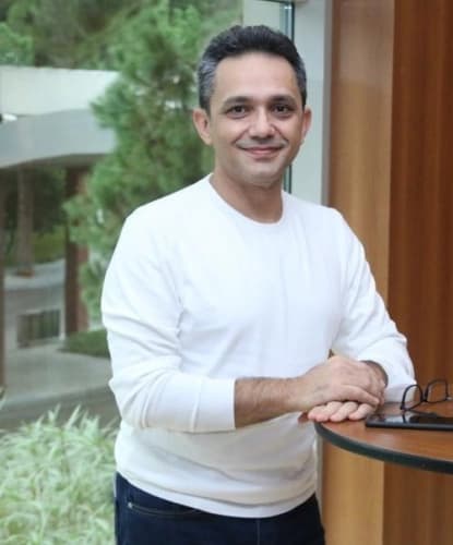 Uzm. Dr. Burak Paköz Profil Fotoğrafı